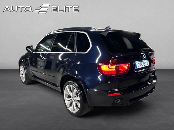 BMW X5 3 of 5