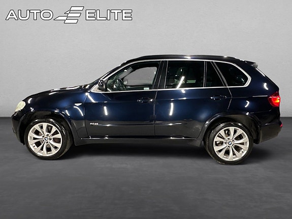 BMW X5 2 of 5