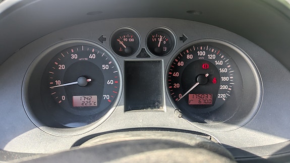 Seat Ibiza 5 of 5