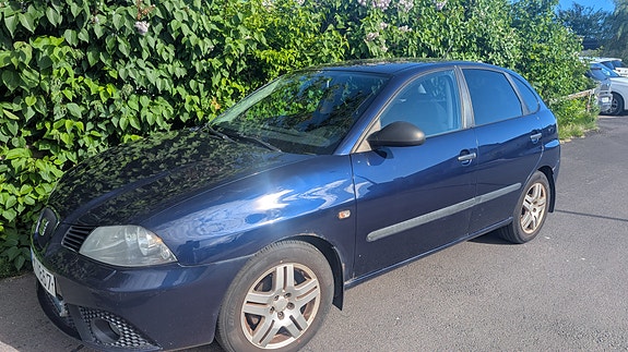 Seat Ibiza 2 of 5