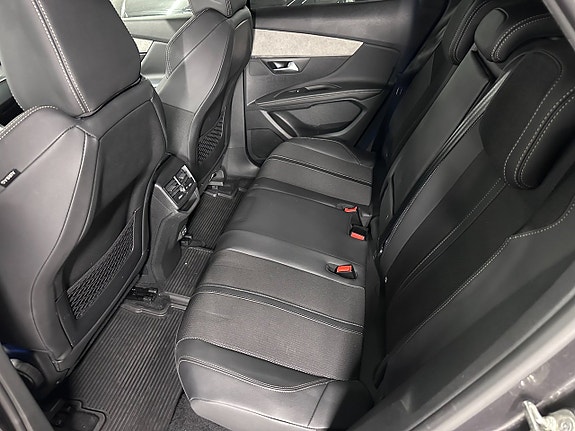 Peugeot 3008 21 of 24