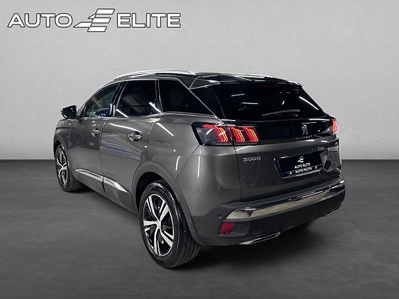 Peugeot 3008 3 of 5