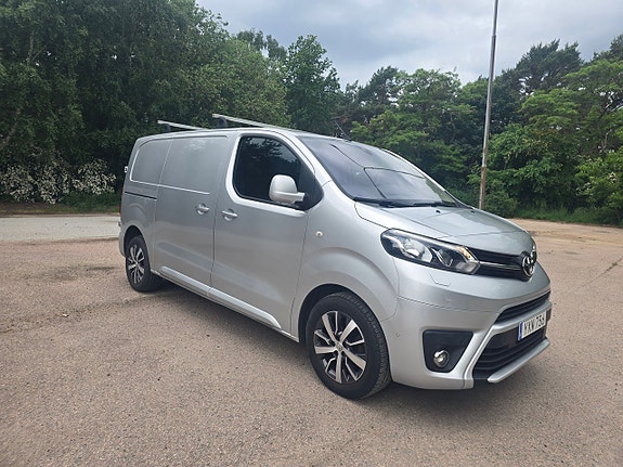 Toyota Proace 2 of 5
