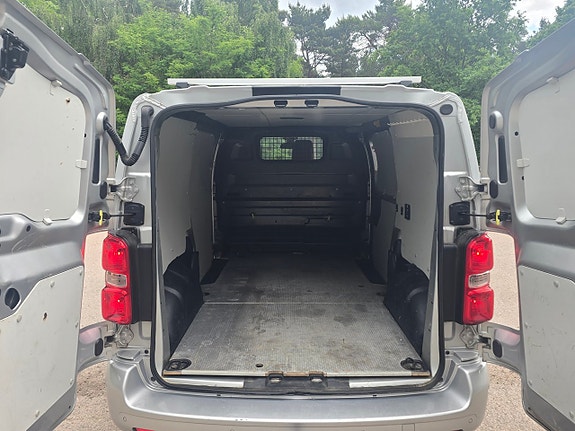 Toyota Proace 15 of 15