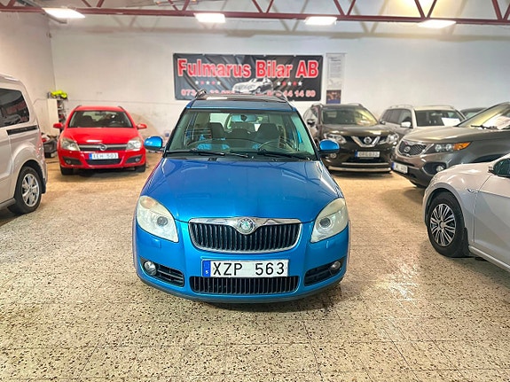 Skoda Roomster 2 of 5