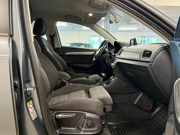 Audi Q3 12 of 27