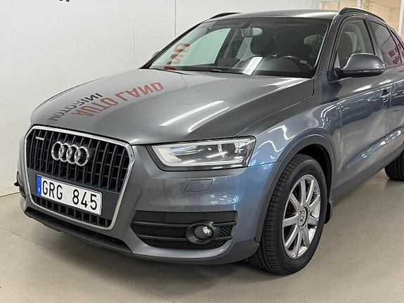 Audi Q3 2 of 5