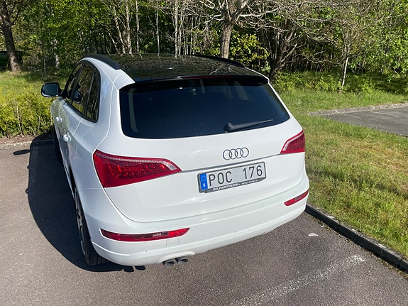 Audi Q5 2 of 5