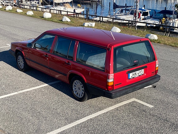Volvo 940 3 of 5