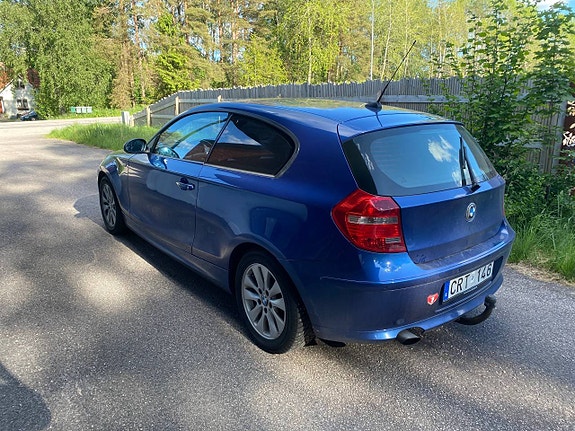 BMW 118d 4 of 6