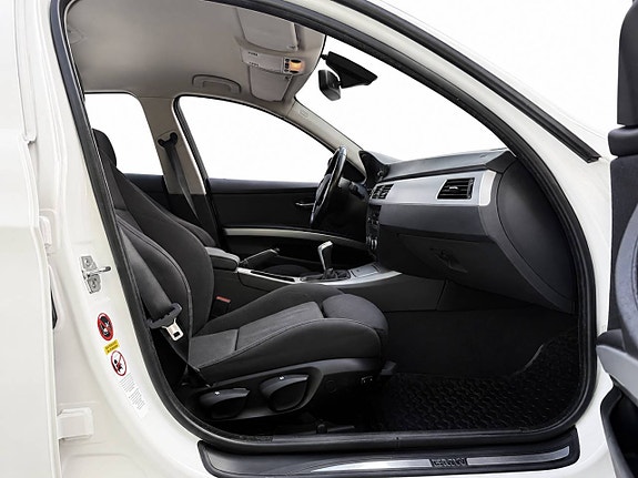 BMW 320d 9 of 9