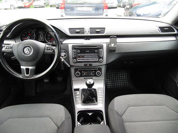 Volkswagen Passat 4 of 5