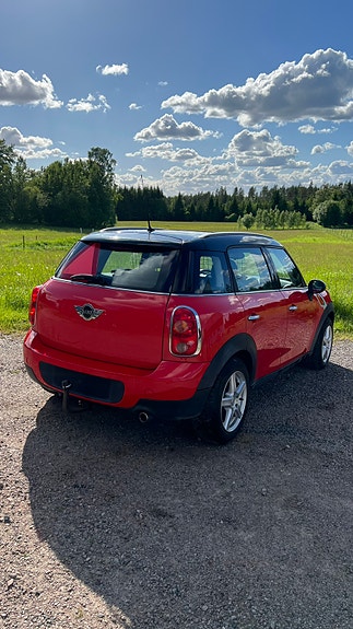 MINI Countryman Cooper 4 of 5