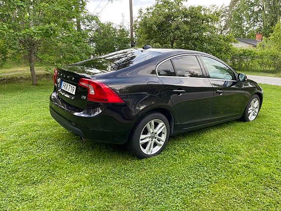 Volvo S60 5 of 5