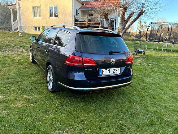 Volkswagen Passat 3 of 5