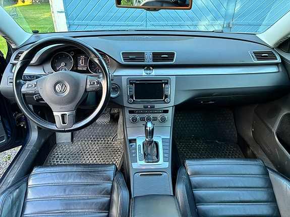 Volkswagen Passat 5 of 5