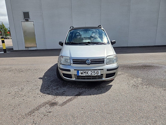 Fiat Panda 2 of 5