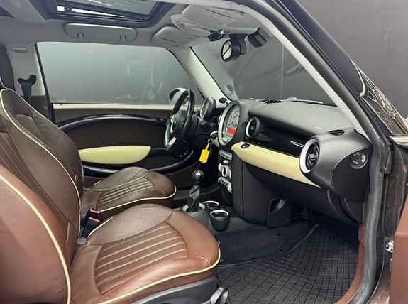 MINI Clubman Cooper S 7 of 17