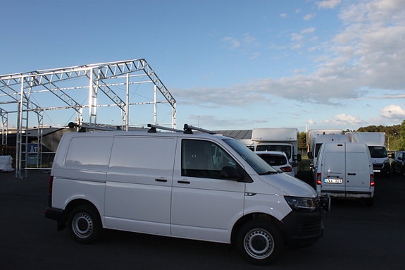 Volkswagen Transporter 9 of 13