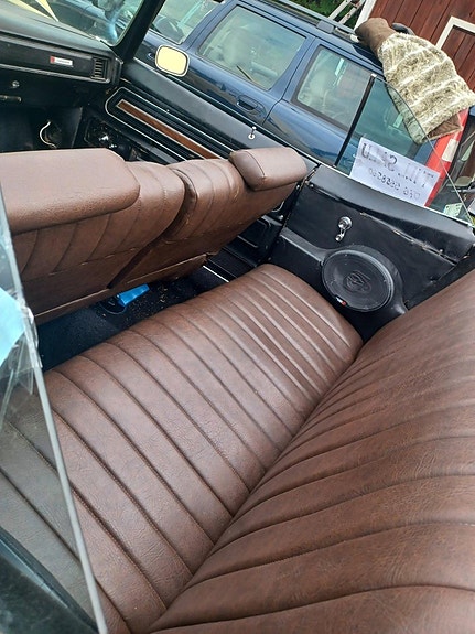 Pontiac Catalina 3 of 5