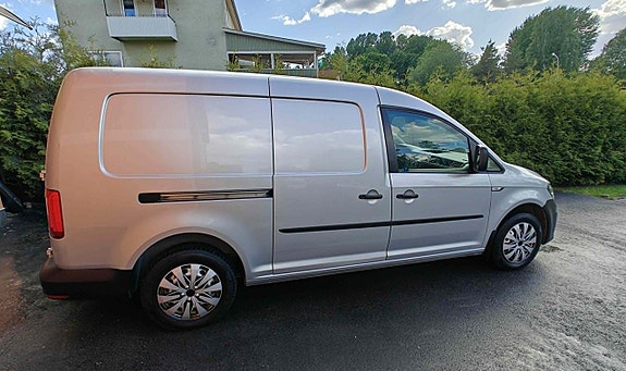 Volkswagen Caddy Maxi 2 of 5