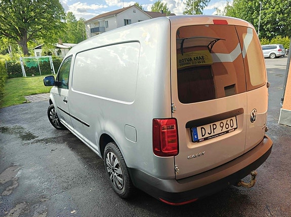 Volkswagen Caddy Maxi 15 of 18