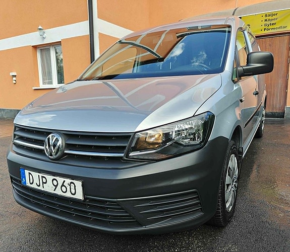 Volkswagen Caddy Maxi 18 of 18