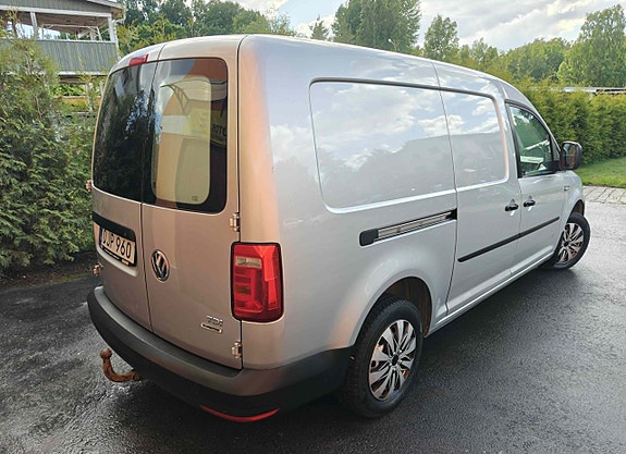 Volkswagen Caddy Maxi 17 of 18