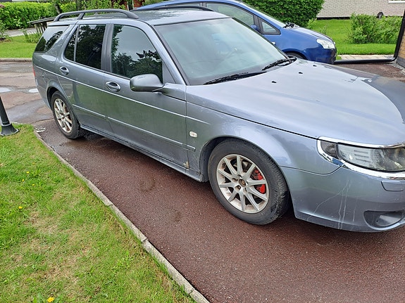 Saab 9-5 4 of 5