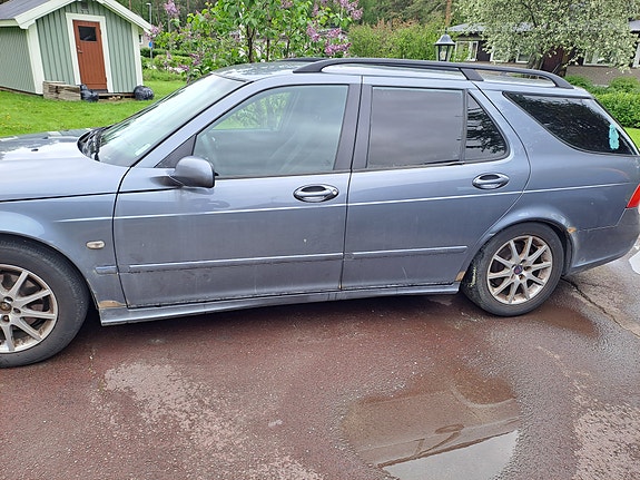 Saab 9-5 3 of 5