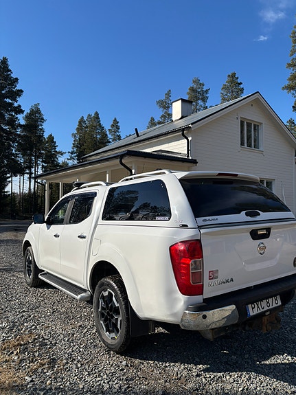 Nissan Navara 2 of 5