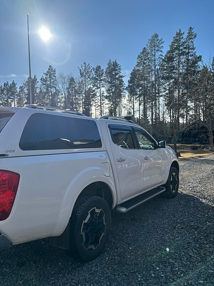 Nissan Navara 3 of 5