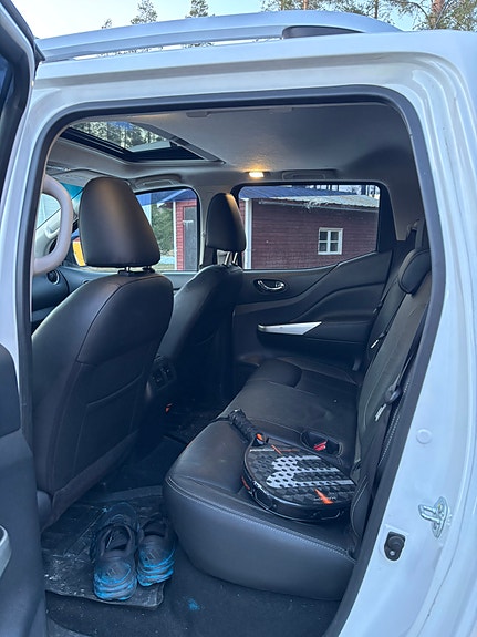 Nissan Navara 5 of 5