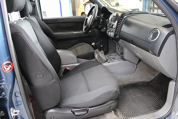 Mazda BT-50 8 of 12