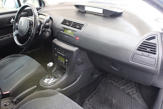 Citroen C4 11 of 12