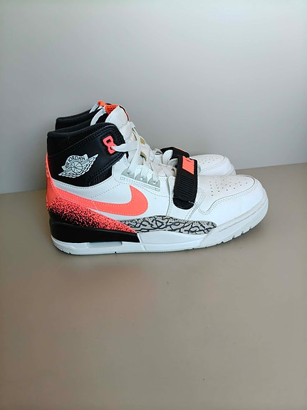 Product image 2 of 15