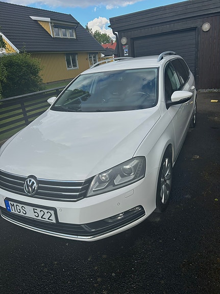 Volkswagen Passat 3 of 5