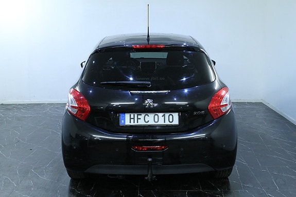 Peugeot 208 6 of 12
