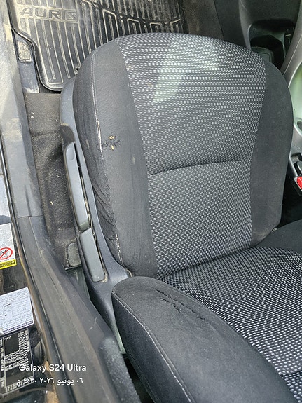 Toyota Auris 12 of 14