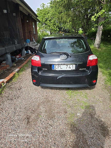 Toyota Auris 11 of 14