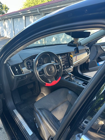 Volvo S90 3 of 8