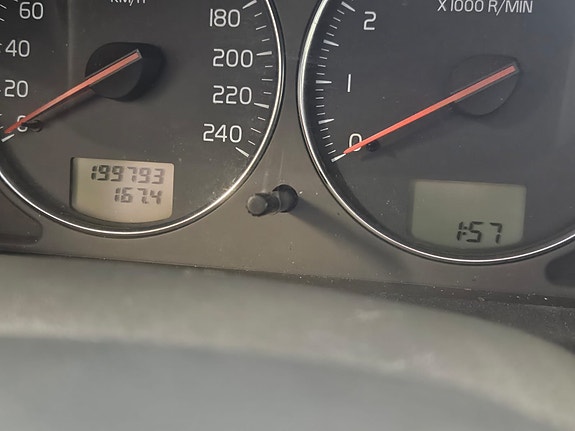 Volvo S40 2 of 5