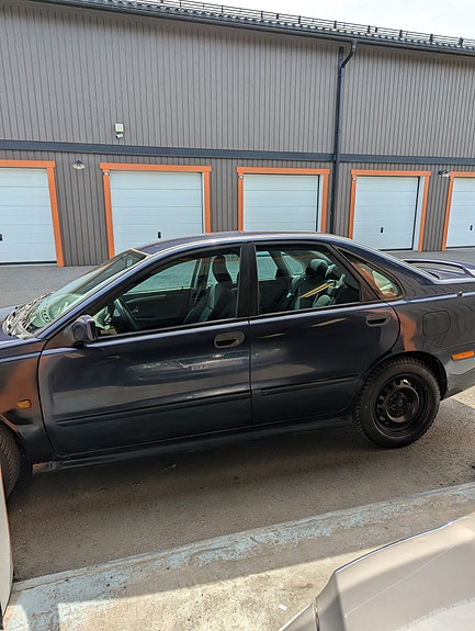 Volvo S40 5 of 5