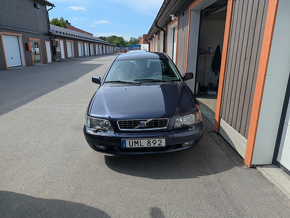 Volvo S40 4 of 5