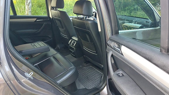 BMW X3 15 of 17