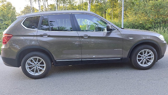 BMW X3 4 of 5