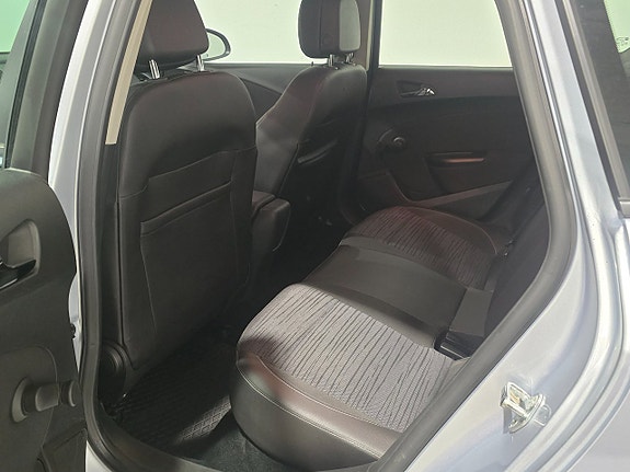 Opel Astra 9 of 16