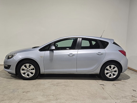 Opel Astra 3 of 5