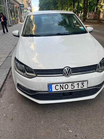 Volkswagen Polo 2 of 2