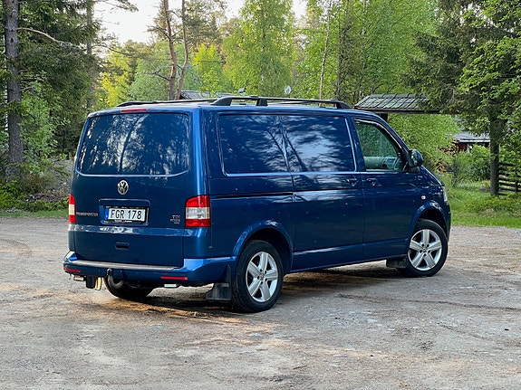 Volkswagen Transporter 2 of 5